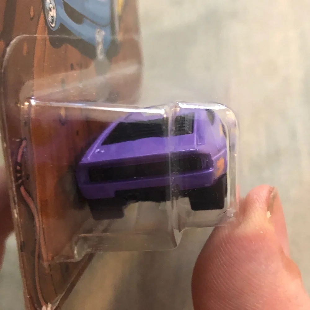Mattel Hot Wheels Dimachinni Veloce Toy Car - Purple and Yellow